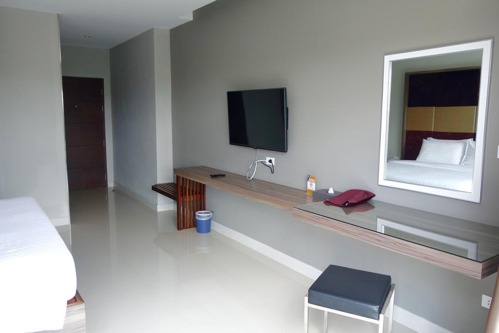 V Hotel Ubon Ratchathani Chambre photo