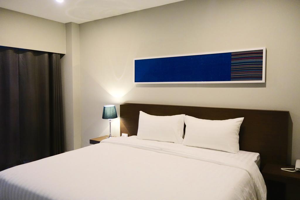 V Hotel Ubon Ratchathani Extérieur photo